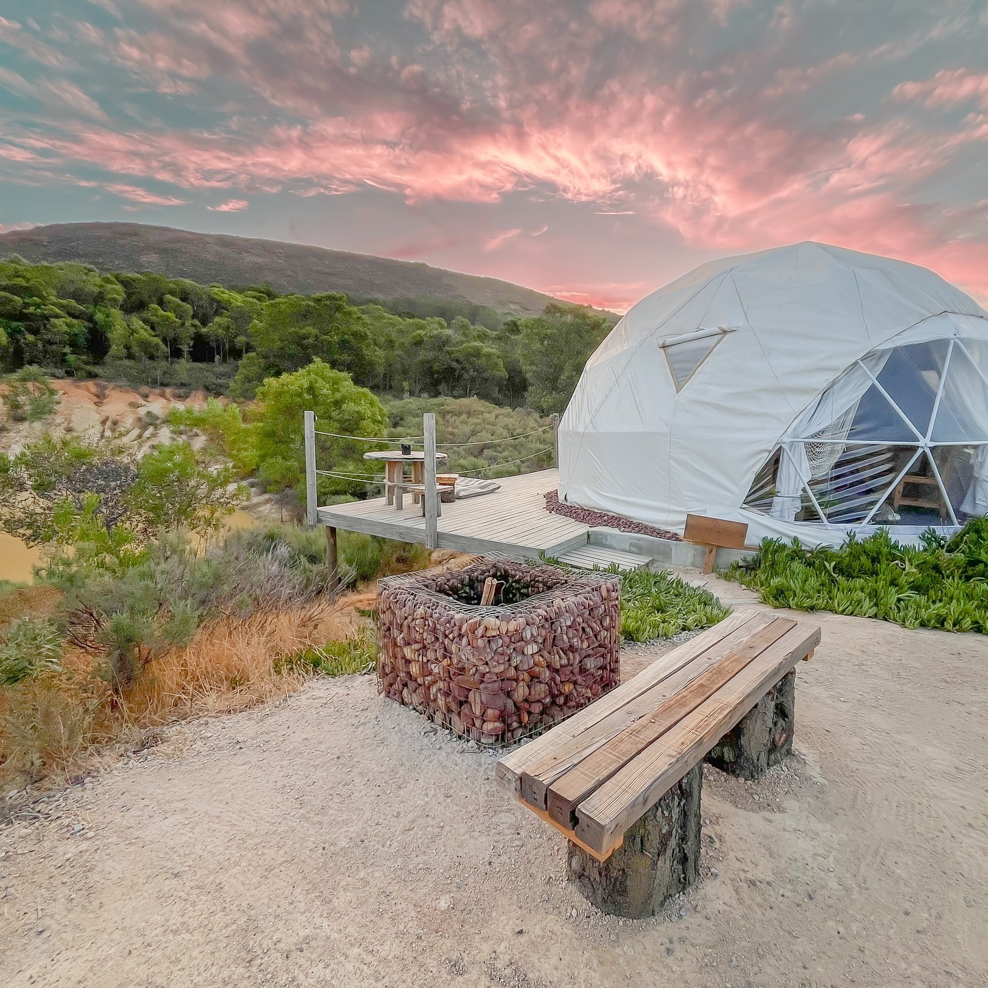 Dome deck